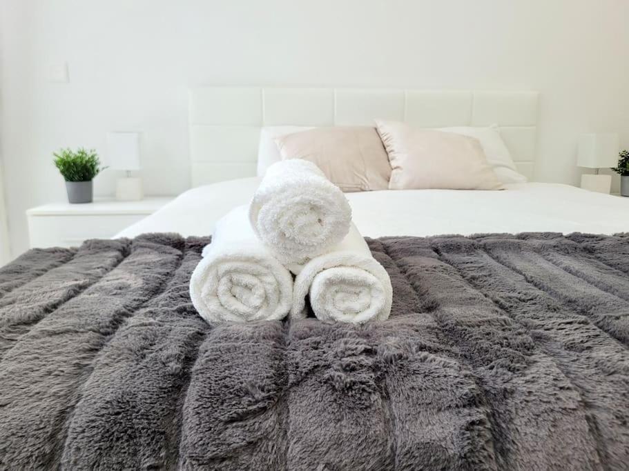 Apartment Palma - Central & Cozy With Free Private Parking Лугано Екстер'єр фото